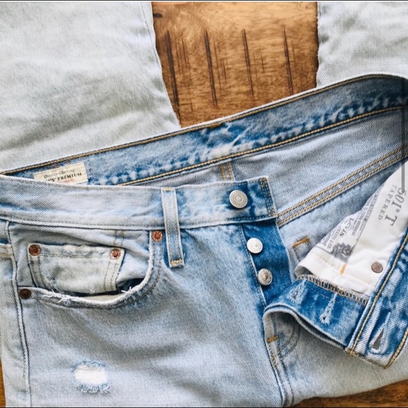 Levi’s 501 Jeans - Picture 4 of 5